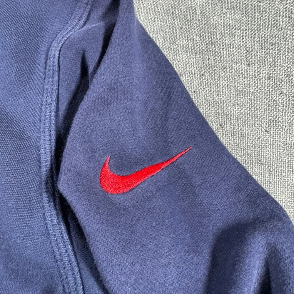 Nike Hoodie Mens Medium Navy Blue New England Patriots NFL Team Apparel Pullover